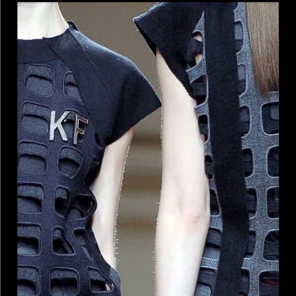 Miu Miu Runway Rare Cut Out Shift Dress Eyelet Embroidered Wool Blend Minimalist - Picture 9 of 16